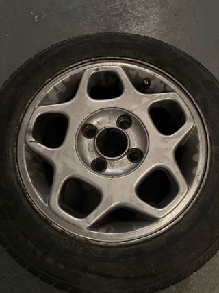 Llanta Ford 14” 4x108