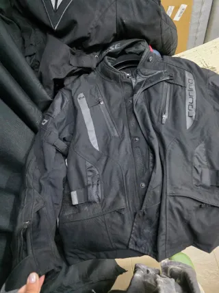 Chaqueta moto Held touring negra. Invierno/ verano