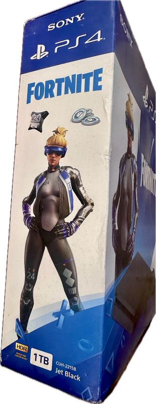 PS4 1TB Fortnite Edición Especial Jet Black