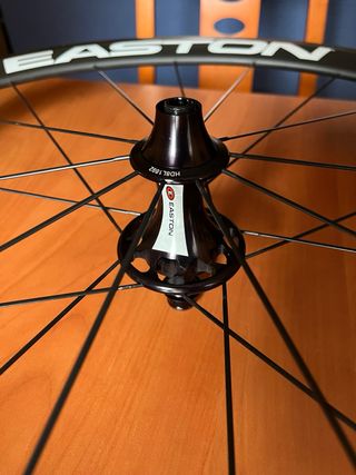 Easton EC90 Aero Rueda Trasera Carbono Tubular