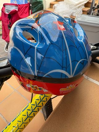 Casco Spiderman niño