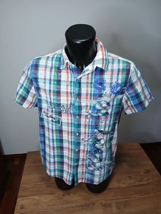 Camisa manga corta desigual