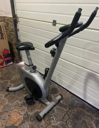 Bicicleta Estática Gris