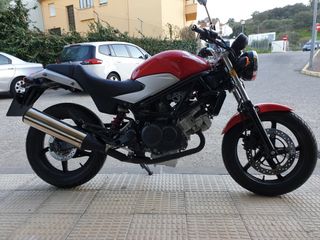 Honda VTR 250