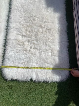 2 Tappeti di lana bianca 133x75cm