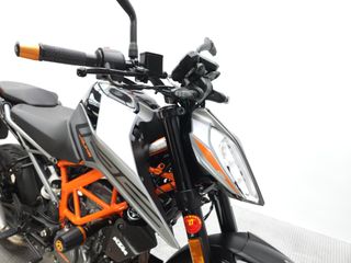 KTM 125 DUKE 2021 9535 kms.