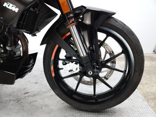 KTM 125 DUKE 2021 9535 kms.