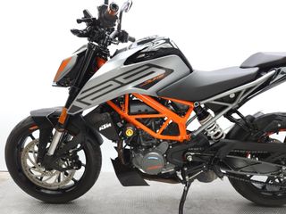 KTM 125 DUKE 2021 9535 kms.