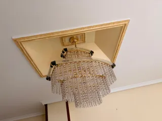 Lámpara de techo cristal tallado dorada