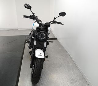YAMAHA XSR700 2024 4809 kms.