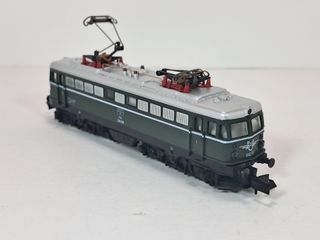 Escala N Locomotora eléctrica 1042 ÖBB Arnold 2334