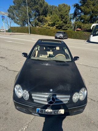 Mercedes-Benz  CLK 270CDI 2003