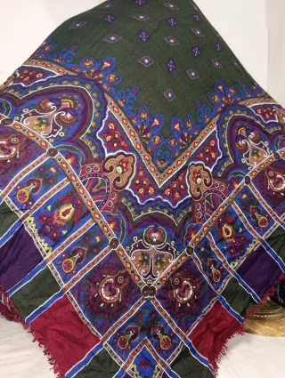 PRECIOSO PAÑUELO ANTIGUO INDUMENTARIA TRADICIONAL