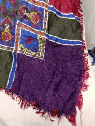 PRECIOSO PAÑUELO ANTIGUO INDUMENTARIA TRADICIONAL