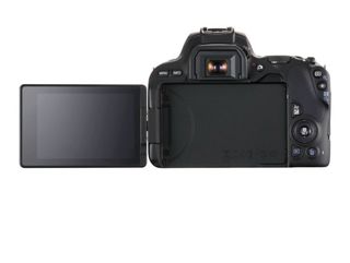 Canon EOS 200D Mark II EF-S 18-55mm IS STM