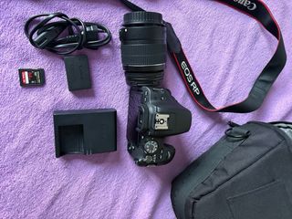 Canon EOS 200D Mark II EF-S 18-55mm IS STM