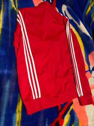 Chaqueta Adidas Roja Talla 15-16 Años
