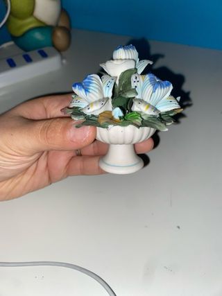 Vaso fiori Capodimonte porcellana
