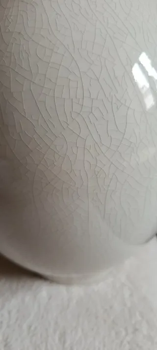 Jarro de porcelana branco