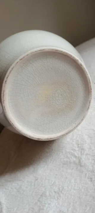 Jarro de porcelana branco