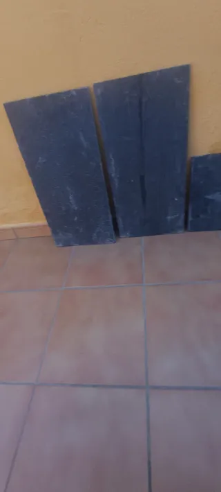 Losa de piedra negra