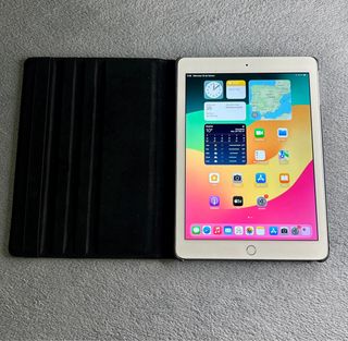 iPad 6ª Gen 128GB Wi-Fi Plata