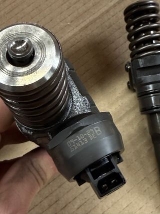 4 Inyector bomba 1.9 (4 unidades) GRUPO VAG