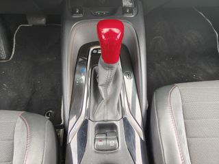 Toyota Corolla 180H Advance E-CVT 132 kW (180 CV)