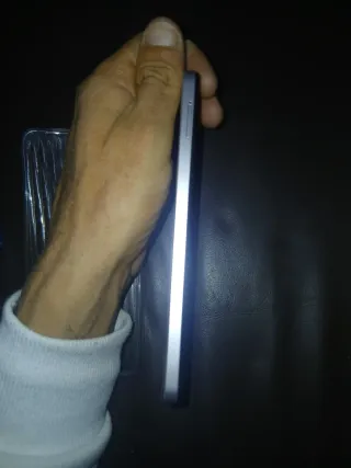 Vivo Y19s multicolor/argento