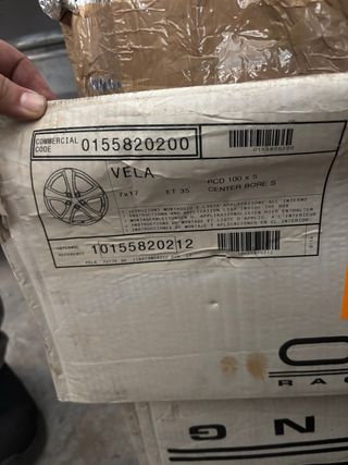 Llantas OZ Racing plateadas