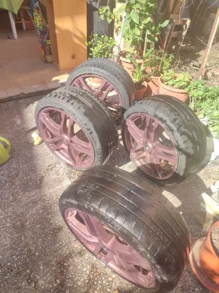 Juego 4 Llantas R18 Renault Megane RS