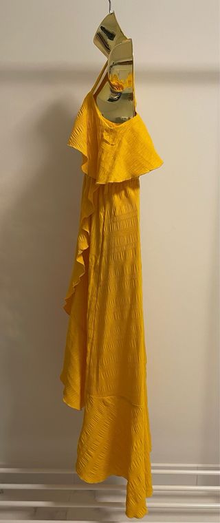Vestido amarelo verão com babados