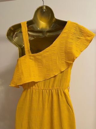 Vestido amarelo verão com babados
