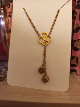 Colgante Acero Dorado con Dados