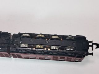 Locomotora diésel BR V188 DB ROCO 23265 escala N