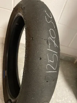 Neumático Moto 125/70 R17