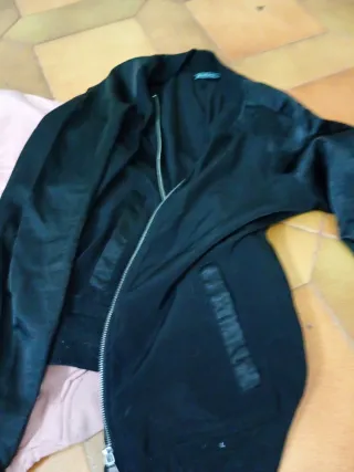 Lote 2 chaquetas bomber S rosa y negra talla S