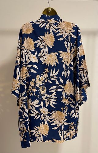 Quimono Pull&Bear floral azul e dourado