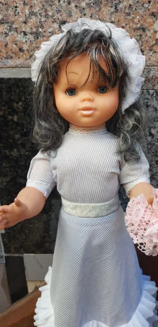 Muñeca grande años 70/80 la ropa es original