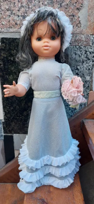 Muñeca grande años 70/80 la ropa es original