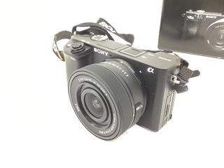 camara digital evil sony alpha a6400 (ilce-6400) + e pz 16-50mm f3.5-5.6 oss ii
