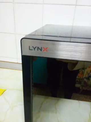 Microondas LYNX plateado