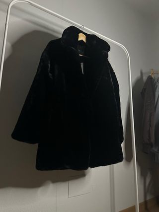 Abrigo Zara Woman Pelo Sintético Negro Talla S