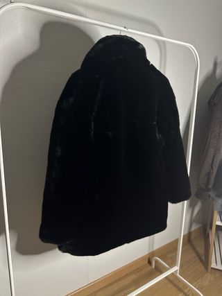 Abrigo Zara Woman Pelo Sintético Negro Talla S
