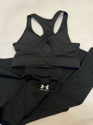 Conjunto deportivo Under Armour negro