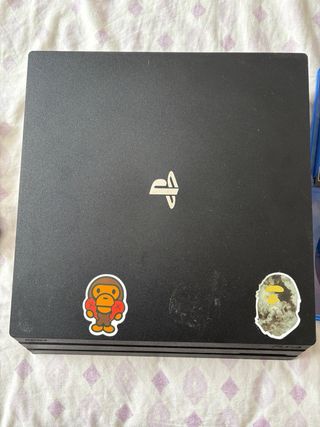 Consola PS4 Pro 1TB + GTA V GRATIS