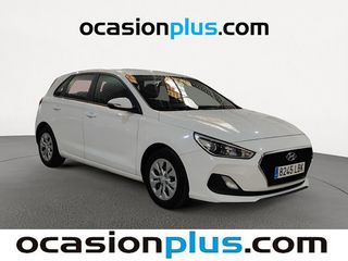 Hyundai i30 1.4 MPI Essence 74 kW (100 CV)