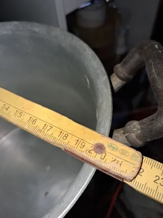 3 Pentole in alluminio 5 euro cadauna