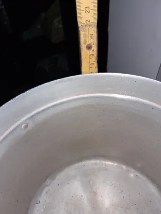 3 Pentole in alluminio 5 euro cadauna