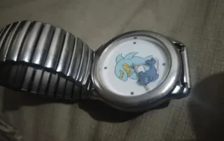 Reloj de pulsera novestel con dibujos animados